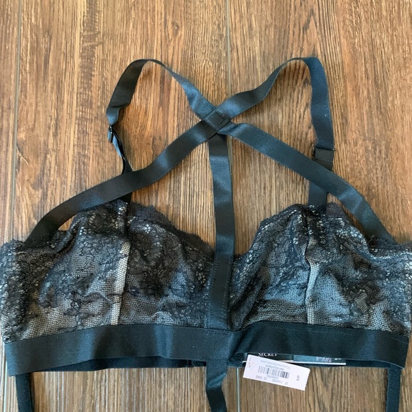 NWT Strappy Lace Teddy - Picture 3 of 4